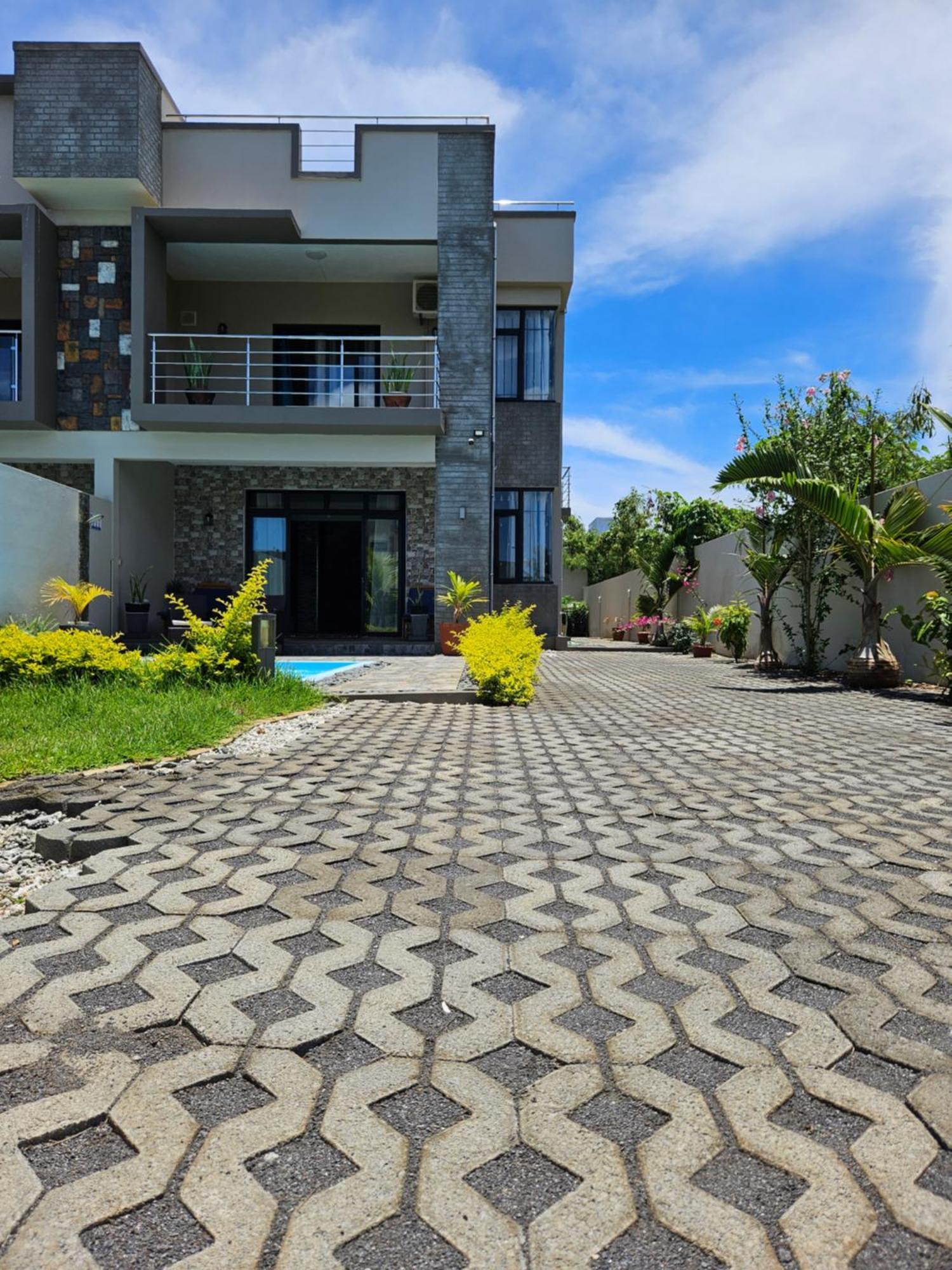 Villa Aahana - Flic En Flac Экстерьер фото