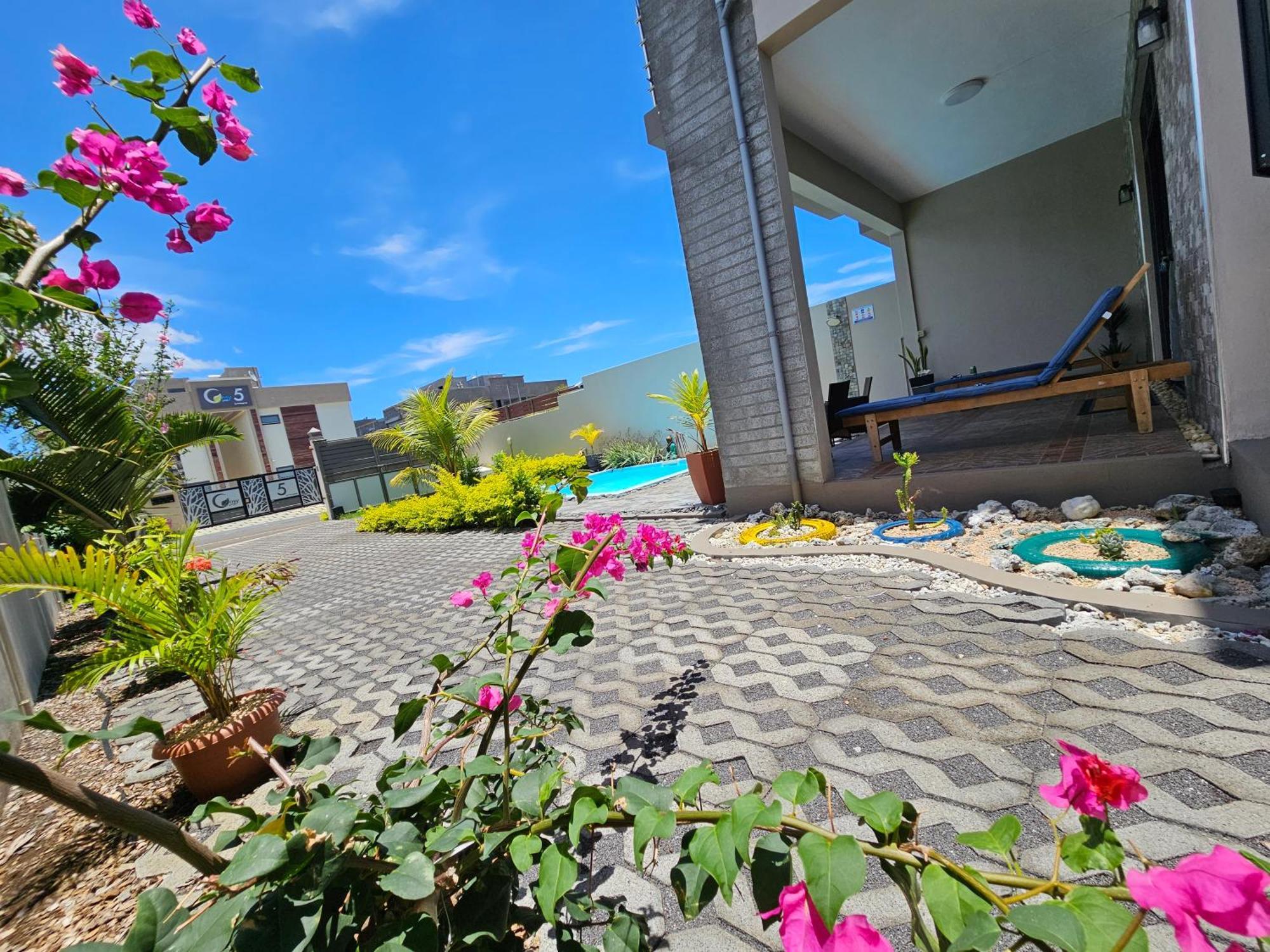 Villa Aahana - Flic En Flac Экстерьер фото