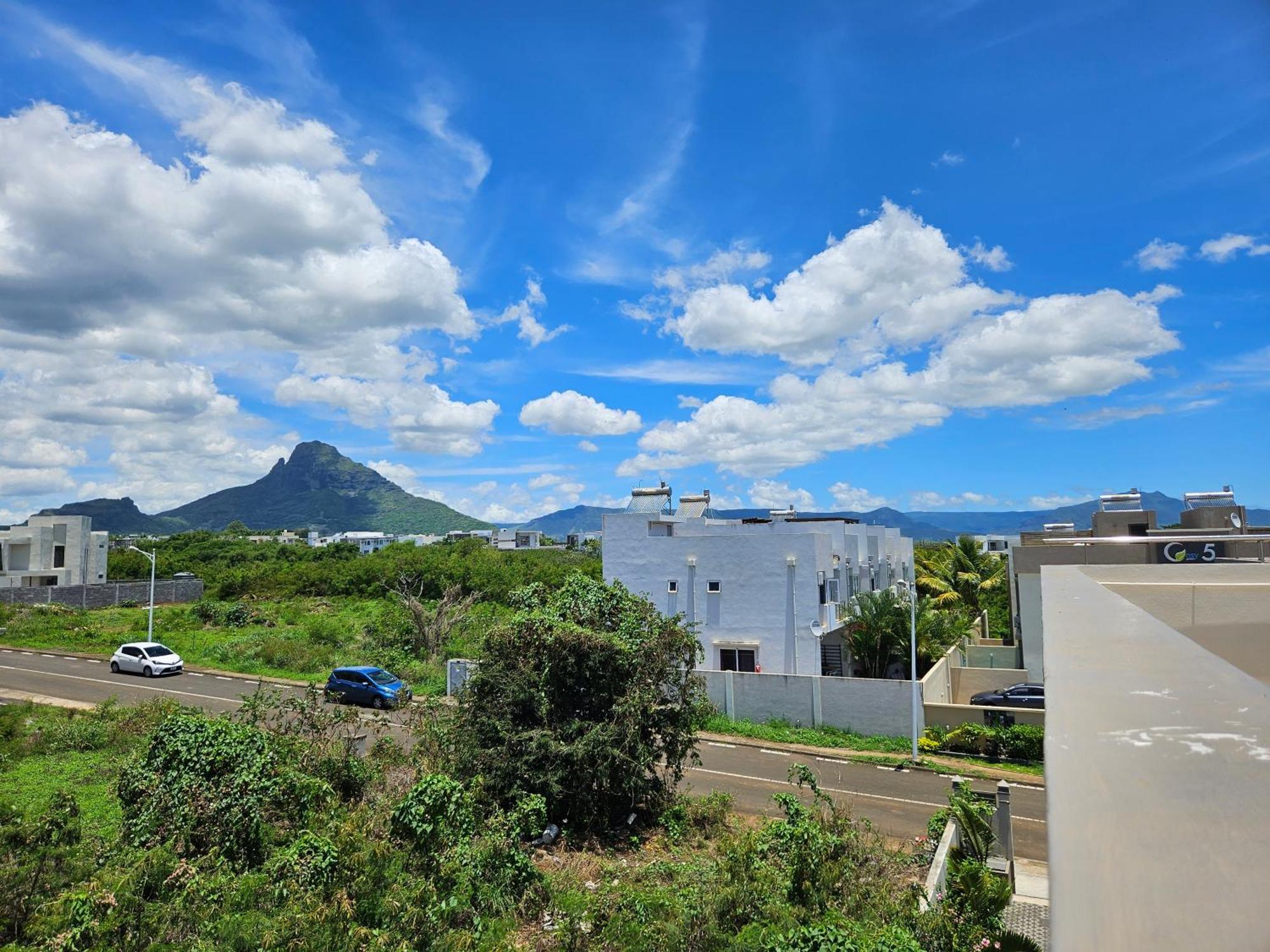 Villa Aahana - Flic En Flac Экстерьер фото