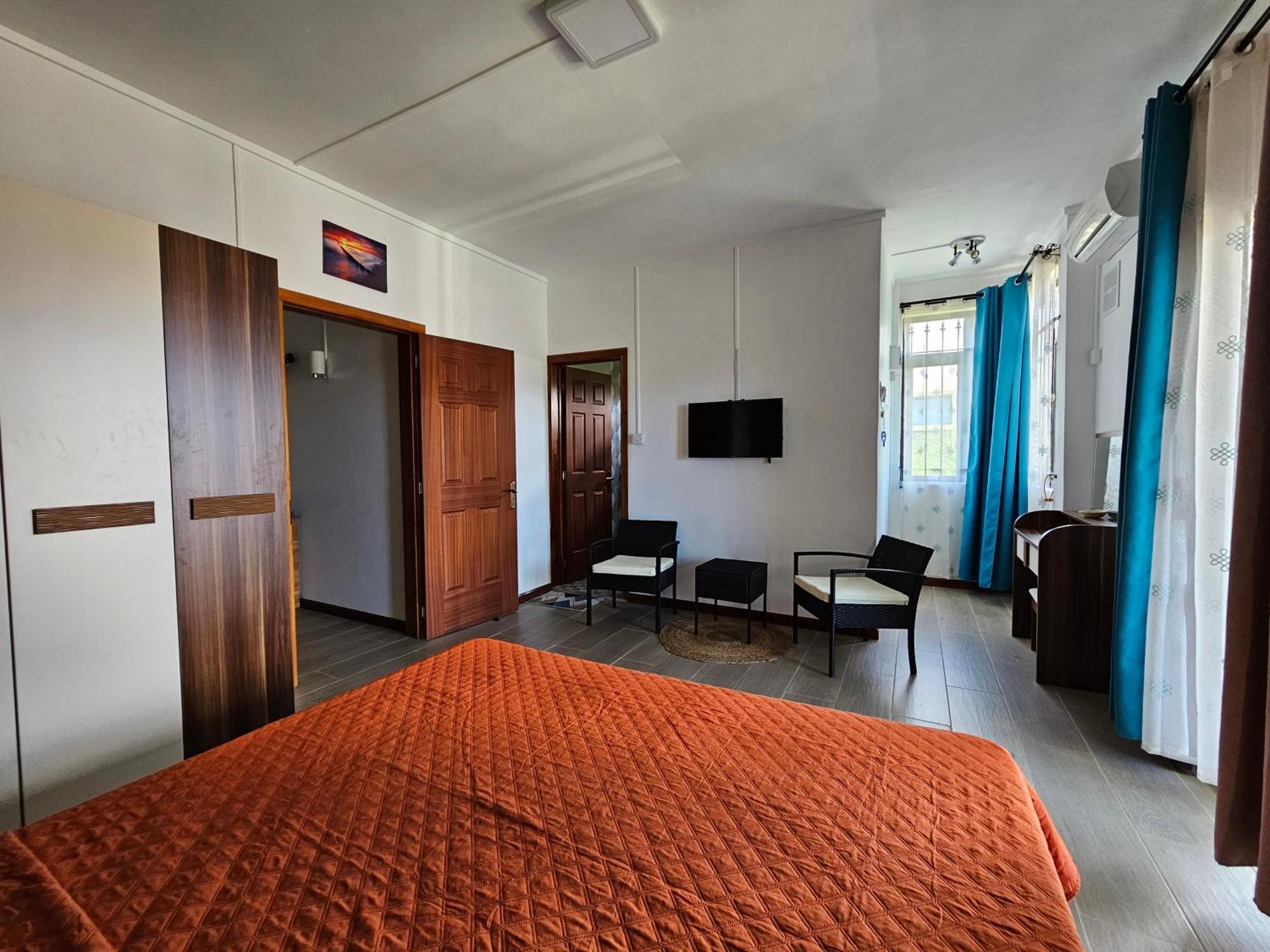 Villa Aahana - Flic En Flac Экстерьер фото